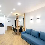 Apartment Old *