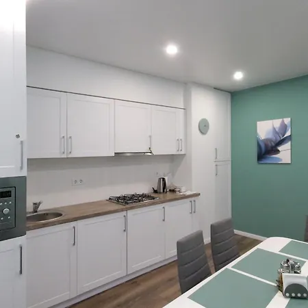 Апартаменты Old *