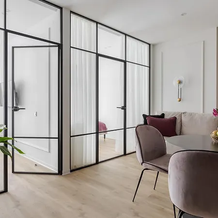 Old Διαμέρισμα *