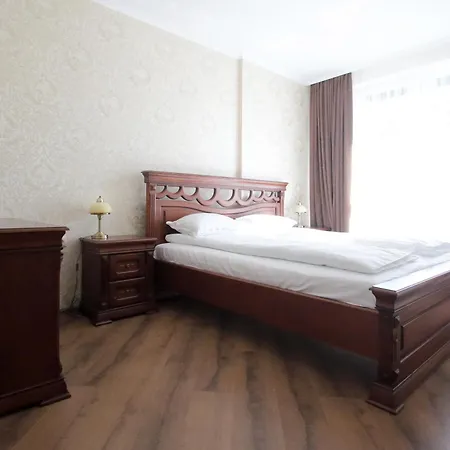 Old Apartament *